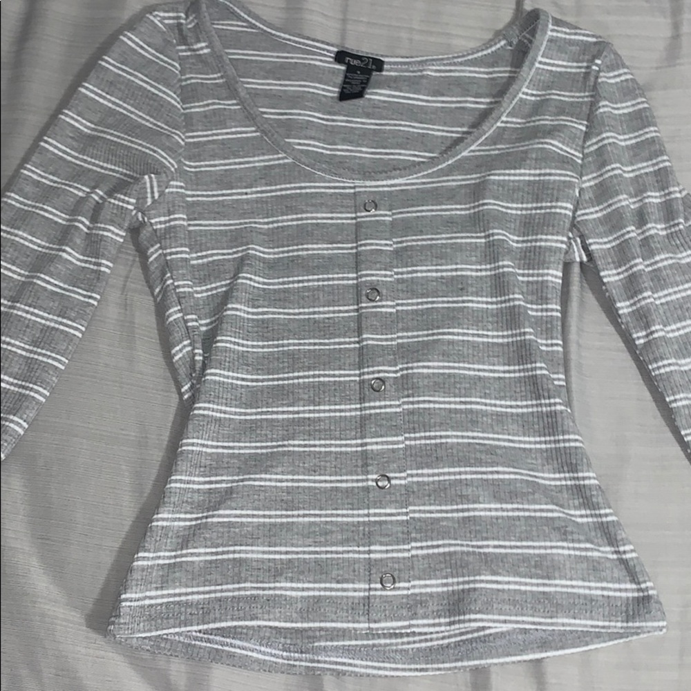 Long sleeve Tee Shirt